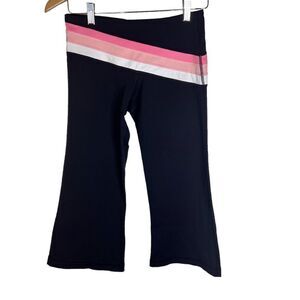 Lululemon Full Tilt Crop Pink/White Size Medium‎ Flawed Seam See Pics